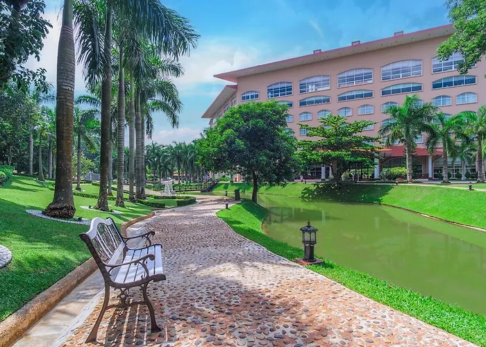 Grand Sultan Tea Resort & Golf